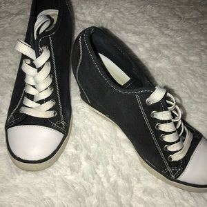 so wedge sneakers